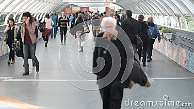Hoher Winkel An Einem Bahnhof Stock Video Video Von Mann Ruckseite 202623971