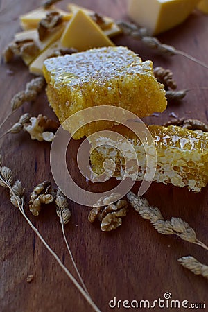 Honey, honeycomb yellow, honey crop, honeycomb honeycomb - a unique treat Stock Photo