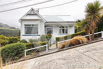 a house at the very steep Baldwin Road Stock Photo