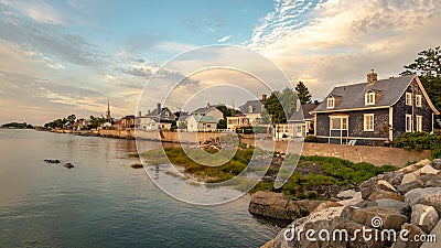 Houses facing the St. Lawrence River, Quebec Stock Photo