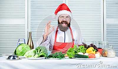 How make your christmas dinner healthier. Responsibility cooking christmas dinner. How to enjoy holiday meals. Man Stock Photo