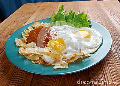 Huevos con chilaquiles Stock Photo