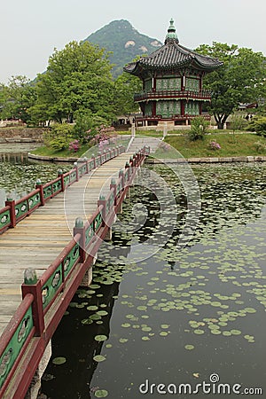 Hyangwonjeong Pavilion in Gyeongbokgung in Seoul, South Korea Stock Photo