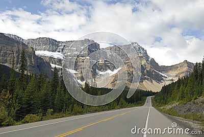 Icefields Parkway in Canadian Rockies Stock Photo