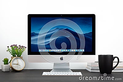 Imac computer on table Editorial Stock Photo