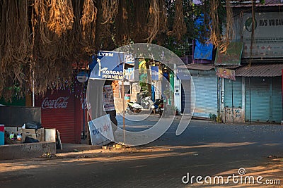 04/04/2020 India, GOA, Arambol, empty streets and closed shops during 21 day quarantine and full lockdown and curfew in India. con Editorial Stock Photo