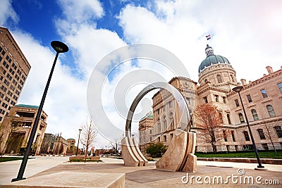 Indianapolis Bicentennial Plaza and Statehouse Stock Photo