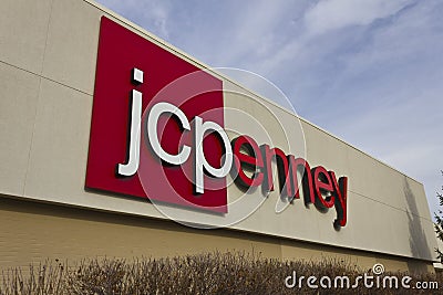 Indianapolis - Circa December 2015: JC Penney Retail Mall Location. Editorial Stock Photo