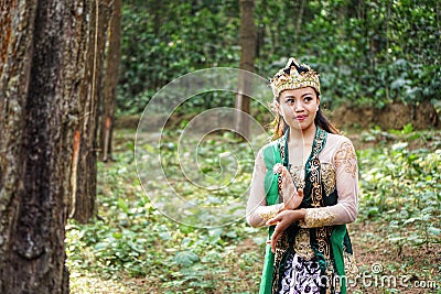 Indonesian girl posing for a langger dance Editorial Stock Photo