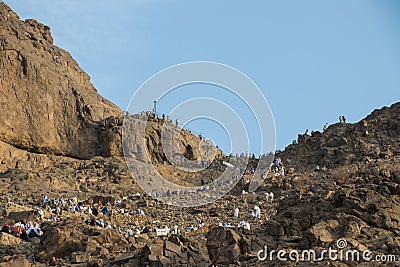 Jabal an-Nour - Mountain of the Light. Muslim pilgrims at the Jabal an-Nour. Prophet Muhammad received his first Stock Photo