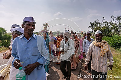 Pilgrims marching, Jamunai, Karnataka, India Editorial Stock Photo