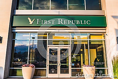 Jan 9, 2020 Mountain View / CA / USA - First Republic Bank branch located in South San Francisco Bay Area; First Republic Bank is Editorial Stock Photo