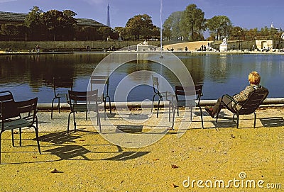 Jardin des tuileries paris france Editorial Stock Photo