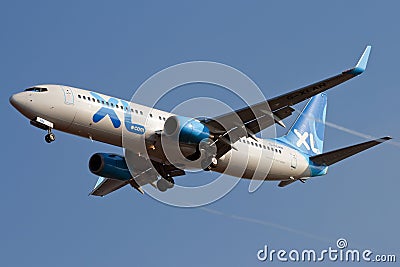 Jet airplane approaching Rwy Editorial Stock Photo