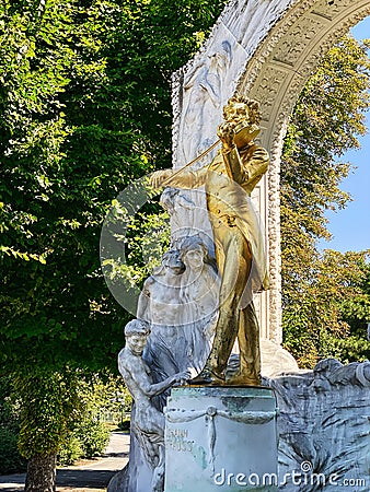 Johann Strauss Statue Stadtpark Vienna Stock Photo