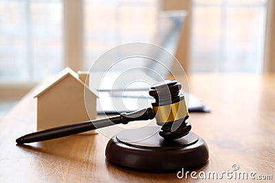 judge gavel & house model. estate law & property auction concept Stock Photo