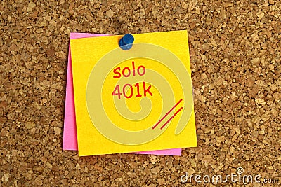 Solo 401k postit on cork Stock Photo