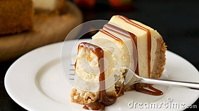 Karamelkaas stock footage Karamelkaas stock footage