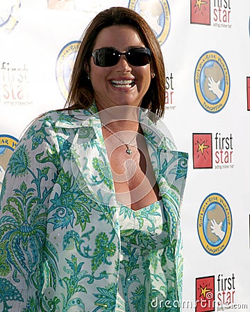 Keely Shaye Smith Editorial Image - Image: 26042095