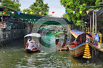 Khlong Lat Mayom floating market in Bangkok Editorial Stock Photo