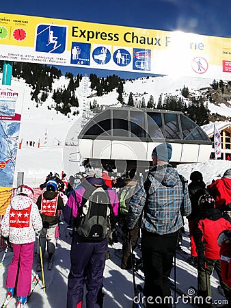 Kids wait in the lift line Editorial Stock Photo