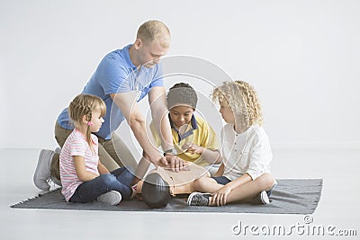 Kids watching paramedic Stock Photo