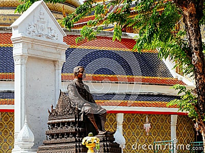 King Chulalongkorn statue at Wat Ratchabopit Stock Photo
