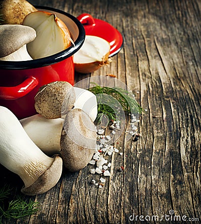 King trumpet mushrooms and vegetables for cooking soup Stock Photo