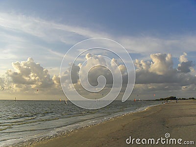 Kitesurfers on IJsselmeer Lake coast Stock Photo