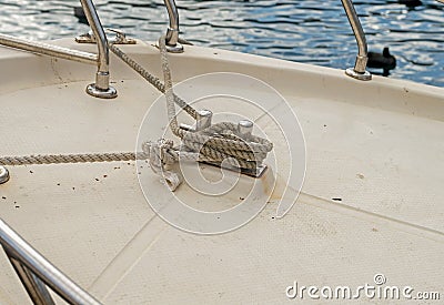 Knot on a bollard of a boat Stock Photo