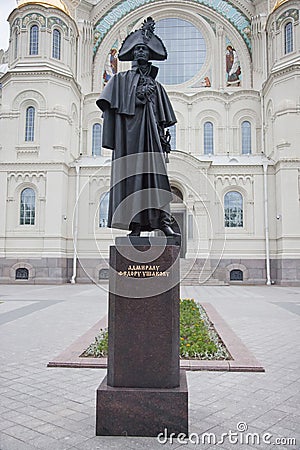 Kronstadt. A monument to the admiral Fyodor Ushakov Stock Photo