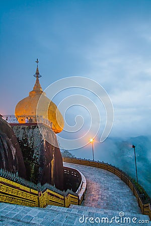 Kyaikhtiyo pagoda Stock Photo