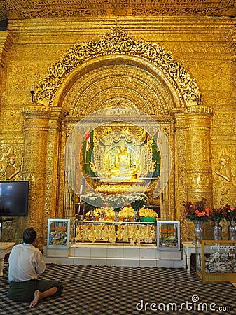 Kyaikpawlaw buddha image at Kyikpawlaw Pagoda, Kyaikhto, Myanmar Editorial Stock Photo