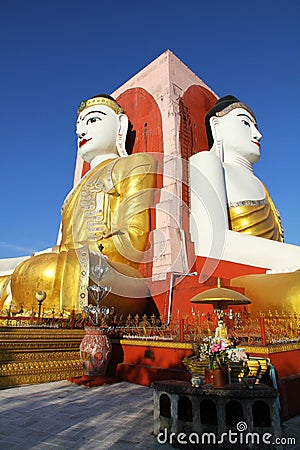 Kyaikpun Pagoda, Bago, Myanmar Stock Photo