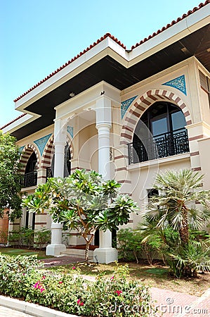 La villa araba di stile all'albergo di lusso immagine stock libera ... Disegno Balcone Ville