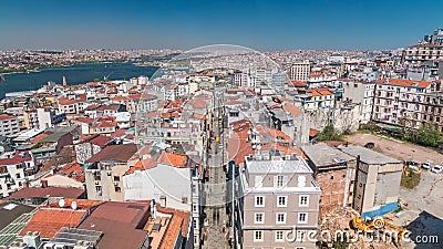 La visión desde la torre de Galata al horizonte de oro del cuerno y de la ciudad con rojo cubre el timelapse, Estambul, Turquía metrajes La visión desde la torre de Galata al horizonte de oro del cuerno y de la ciudad con rojo cubre el timelapse, Estambul, Turquía metrajes