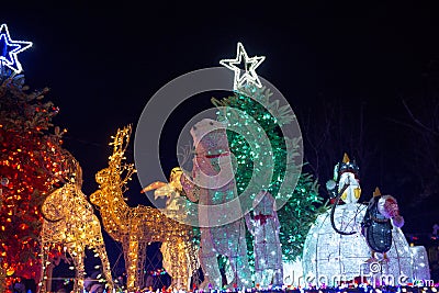 LADYSMITH, BC, CANADA - NOV 30, 2017: View of the Christmas para Editorial Stock Photo