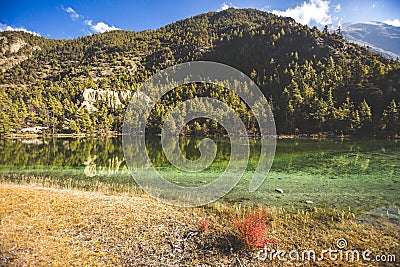 Lake Mricho Tal near Pisang. Himalaya mountains in Nepal, Annapurna circuit trek Stock Photo