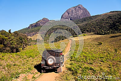 Land road to mountain basecamp - Pico do Papagaio Stock Photo