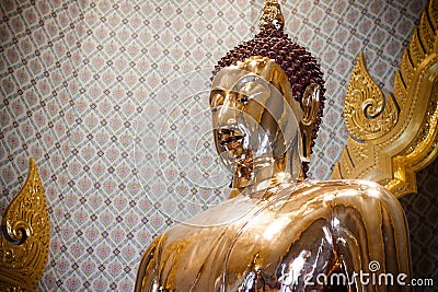 The Largest Pure Golden Buddha image in The World Guinness Book Stock Photo