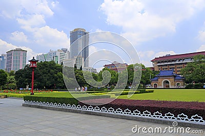 Lawn and square of sun yat-sen ( zhongshan ) memorial hall in guangzhou, china Editorial Stock Photo