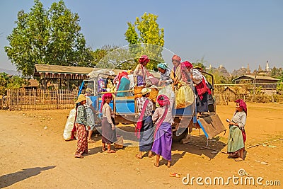 Leaving market at Indein Editorial Stock Photo