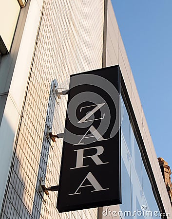 Leeds, west yorkshire, united kingdom - 7 july 2021: sign on the zara retail fashion store in leeds city centre Editorial Stock Photo