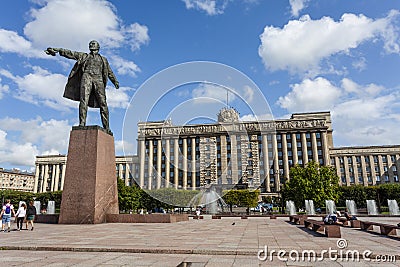 Lenin Statue on the Moskovskaya Ploshchad Moscow Square in St. Petersburg, Russia Editorial Stock Photo