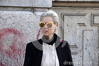 Linda tol Milano,milan fashion week streetstyle autumn winter 2015 2016 Editorial Stock Photo