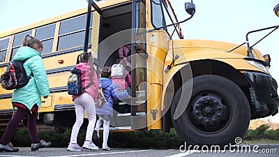 School Bus X Video - School Bus Opening Doors for Diverse Little Pupils Stock Footage - Video of  opening, childhood: 168922820
