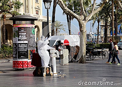 Living statue in Las Ramblas, Barcelona, Spain Editorial Stock Photo