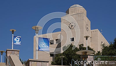 Logo flag of California State University San Marcos (CSUSM) with building Editorial Stock Photo