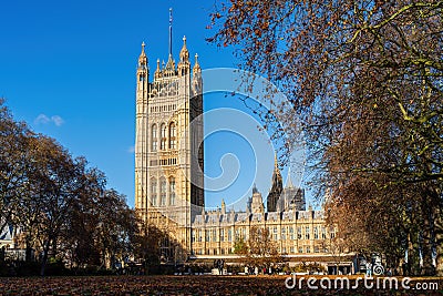 London, England - November 29 2019 : Tourists in the Victoria To Editorial Stock Photo