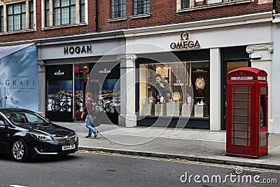 London luxury shopping Editorial Stock Photo